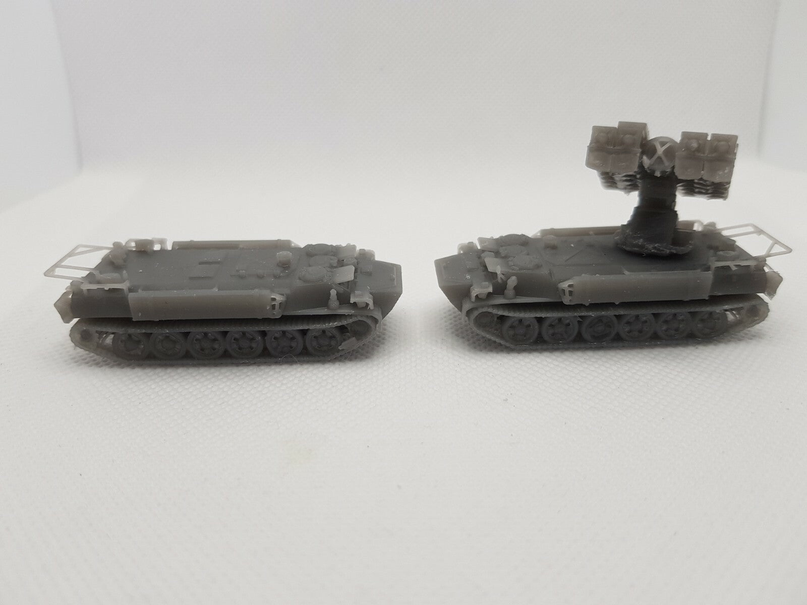 1:100 mt-lb  strela 10  russian soviet ukrainian army  x2