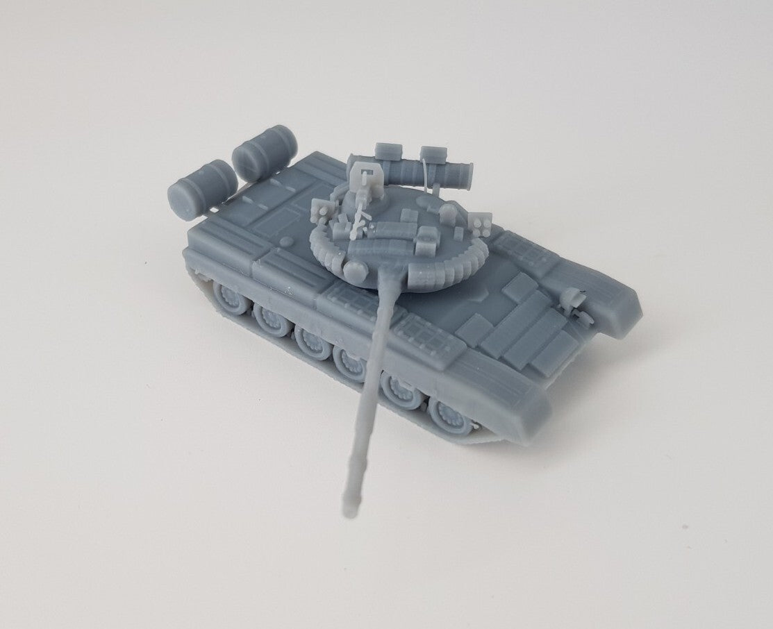 1:100 T80 bvm  russian tank