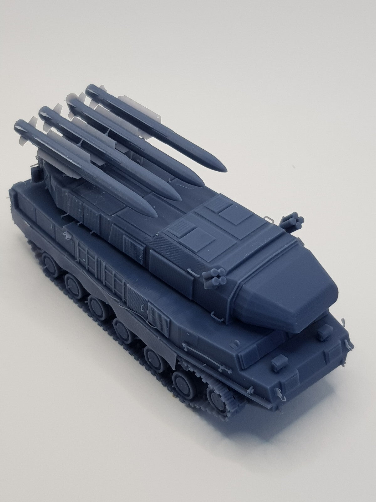 1:100    SA-11 BUK 9k37 GADFLY