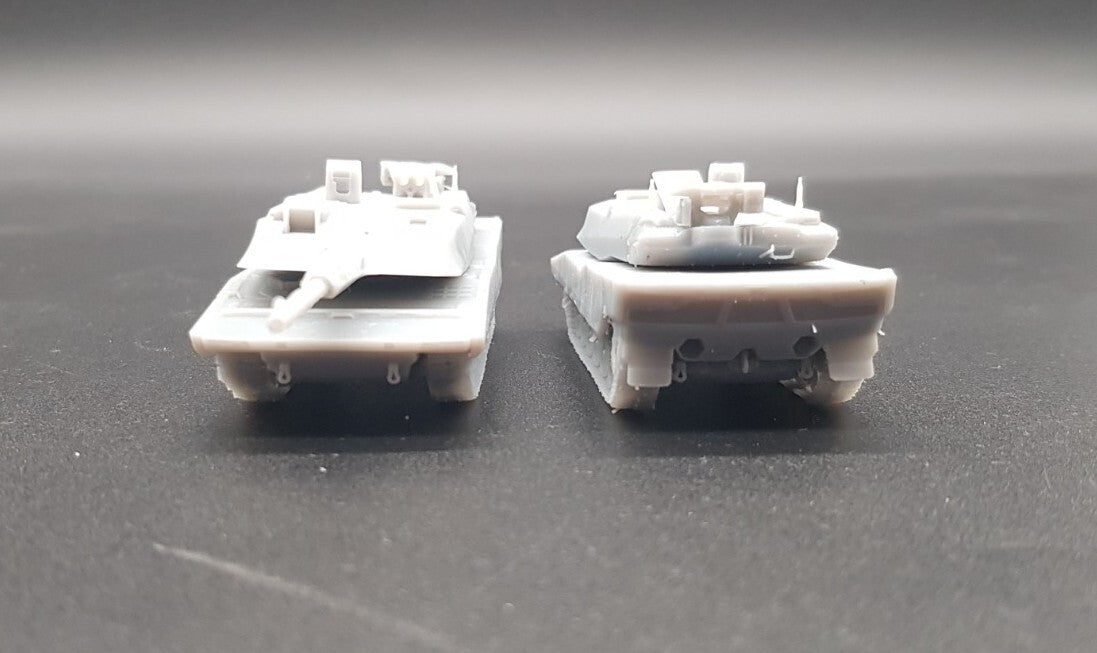 1:100 Panther KF51 tank Rheinmetall x2