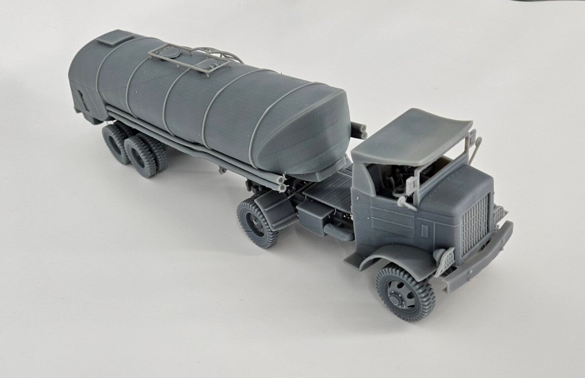 Autocar Tractor & Fuel Trailer - 1/48 Scale - WWII US Army - 3D Printed - Model