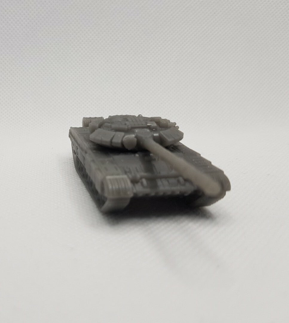 1:100 T72B3   russian  tank