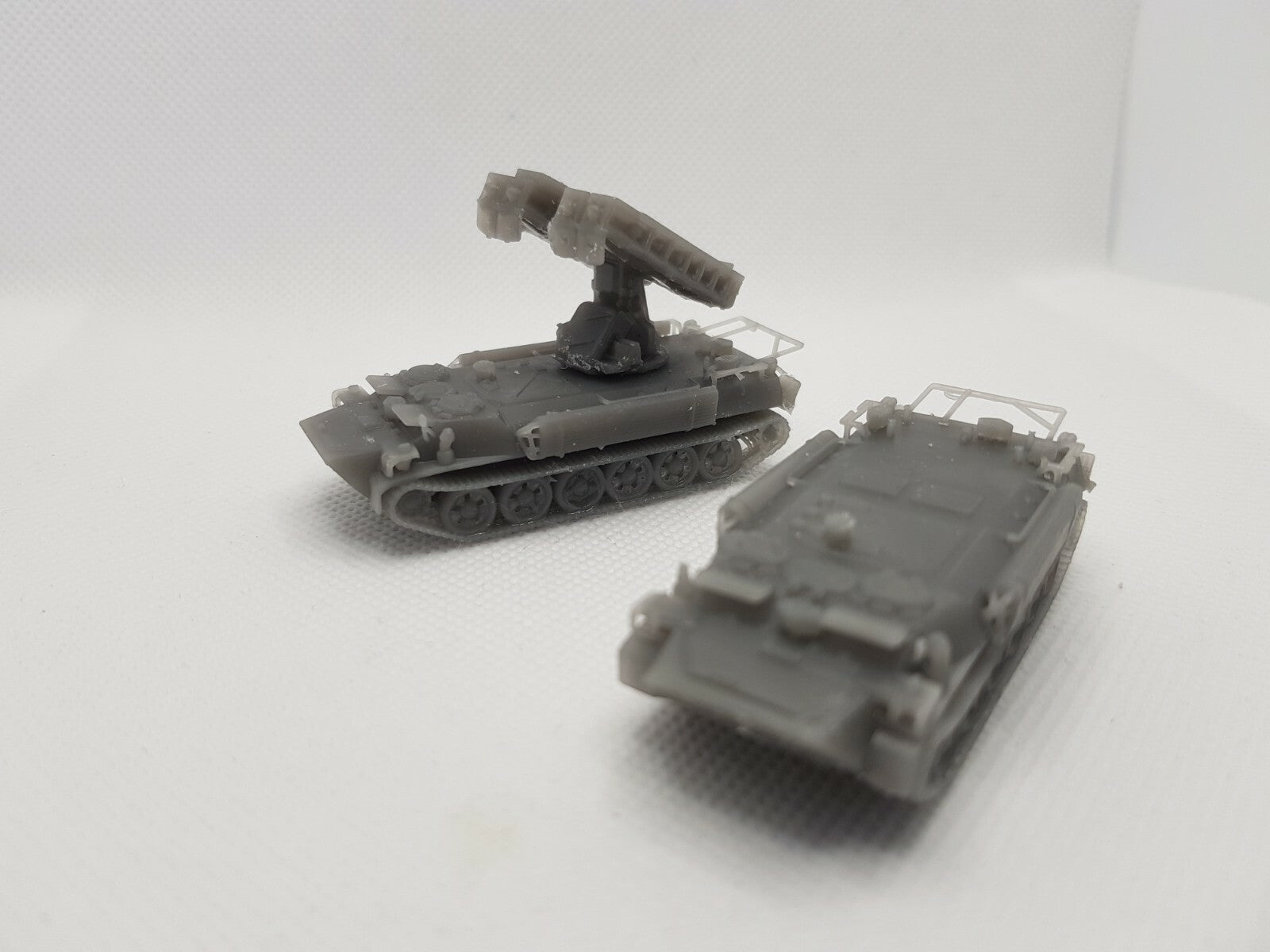 1:100 mt-lb  strela 10  russian soviet ukrainian army  x2