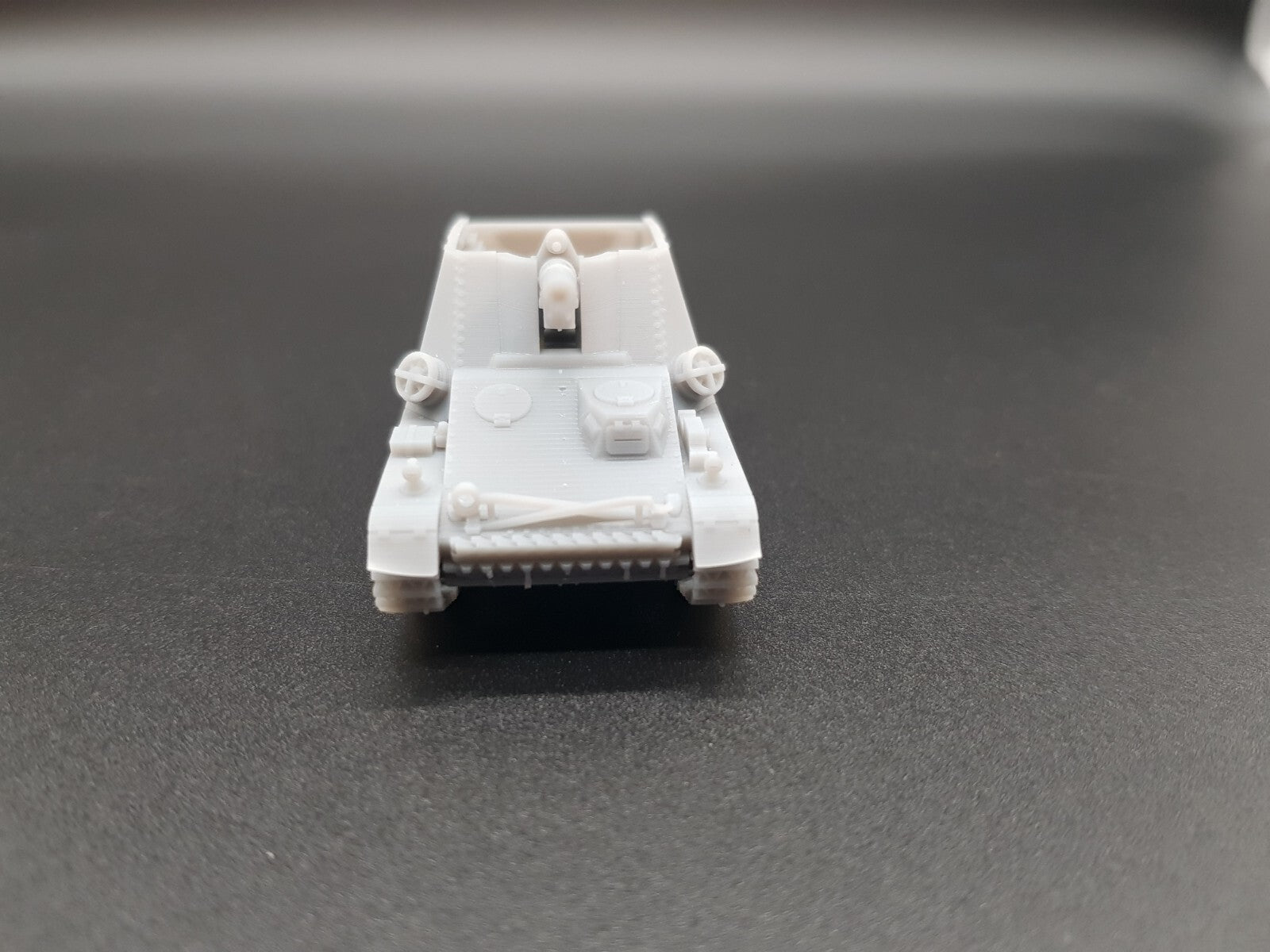 1:100 sd.kfz 165 hummel