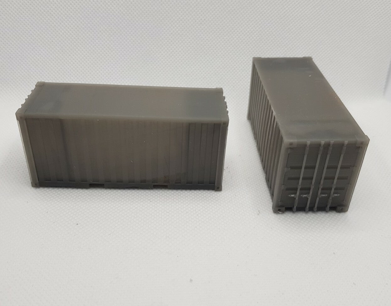1/72  2 containers