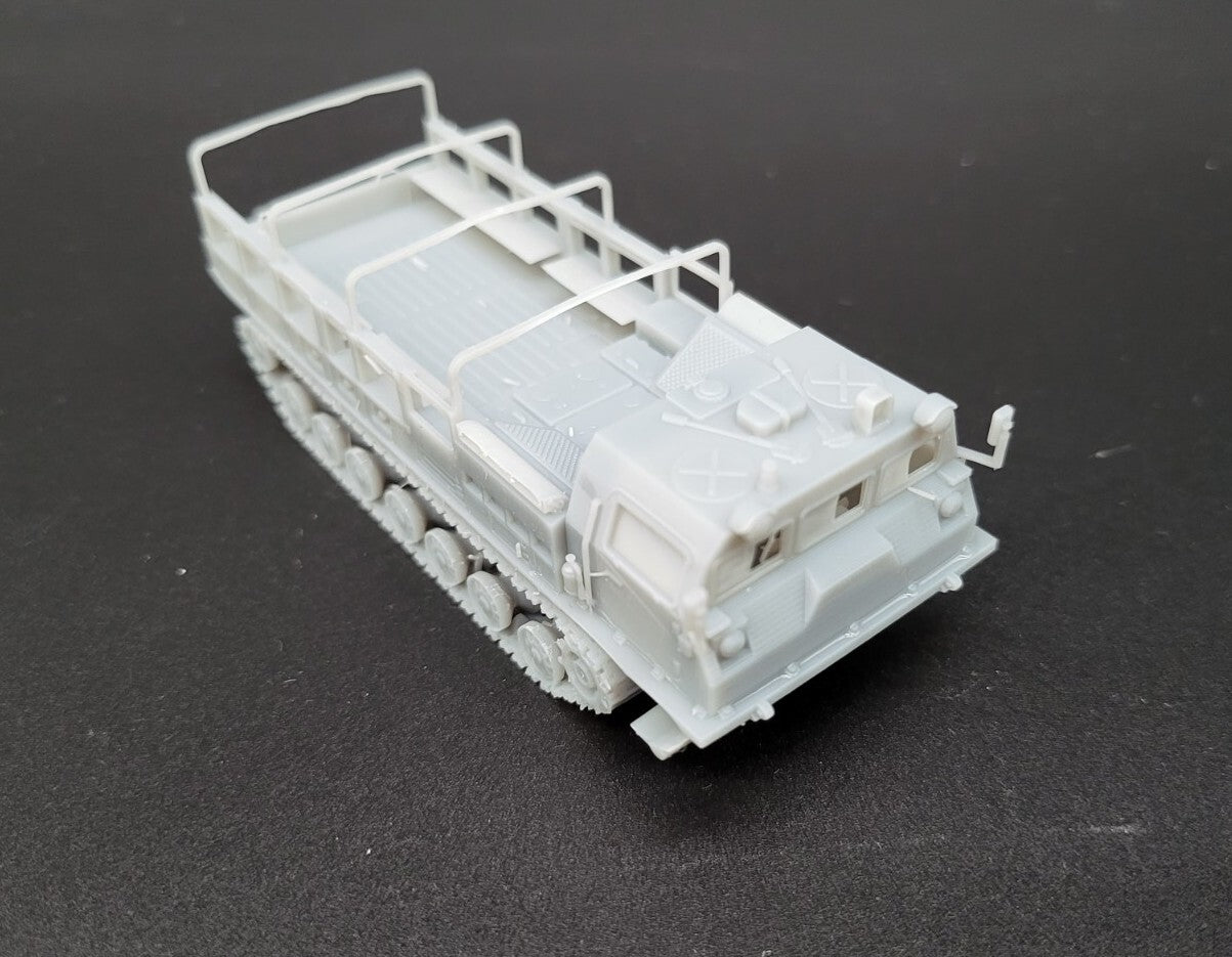 1:100 MT T tractor soviet  russian ukrainian army