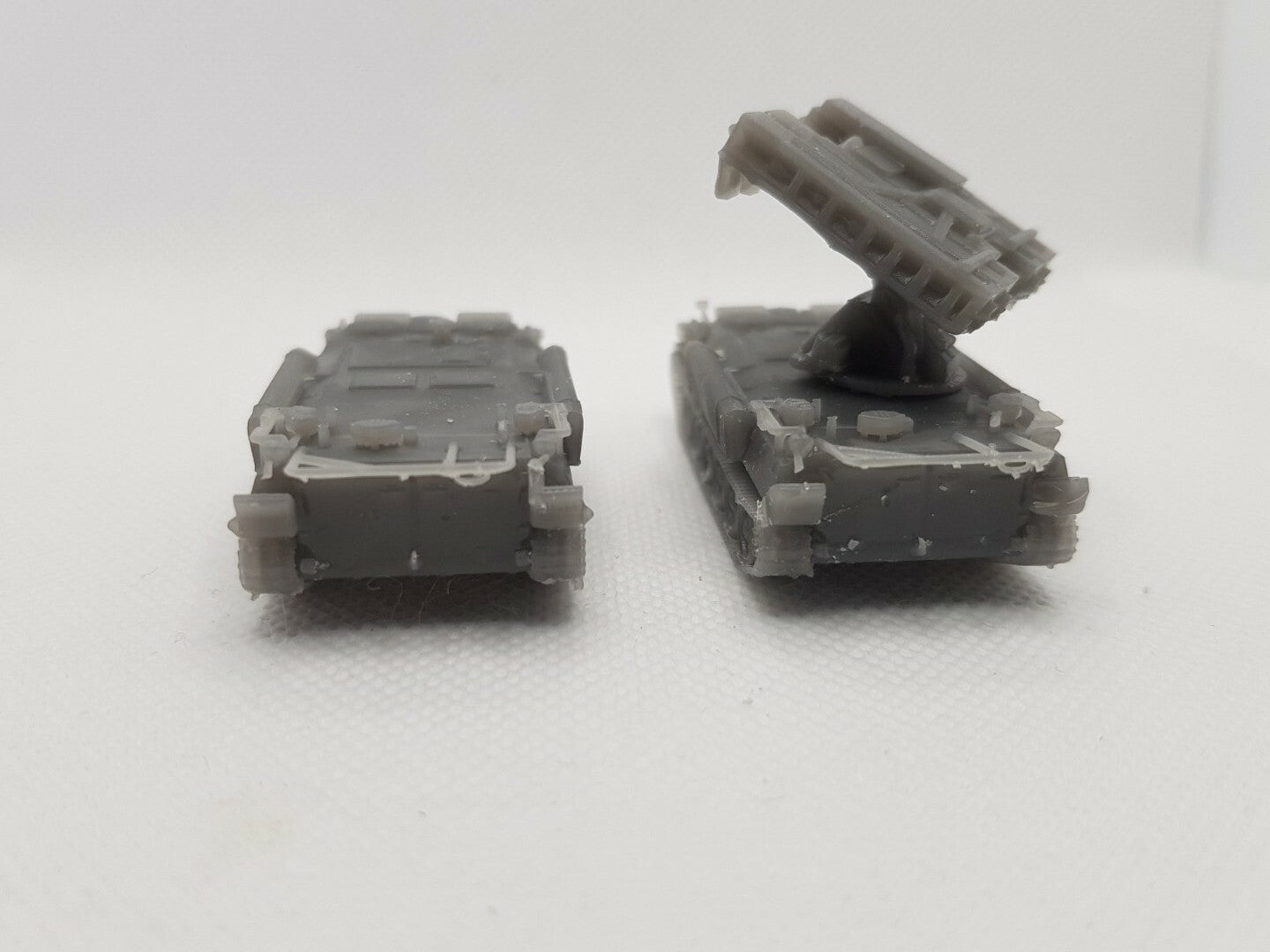 1:100 mt-lb  strela 10  russian soviet ukrainian army  x2