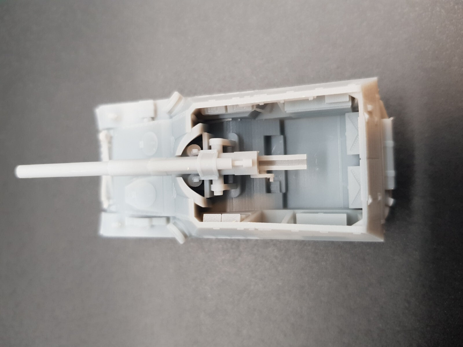 1:100 sd.kfz 165 hummel