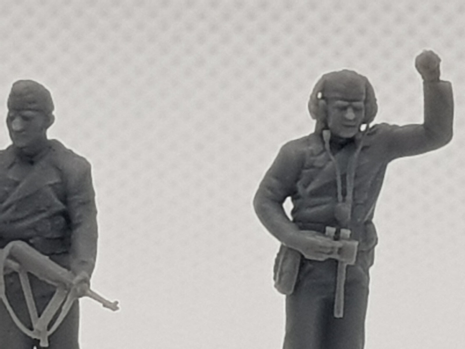 1/72  14 GERMANS   TANK  CREWS  WW2