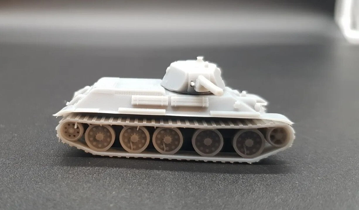 1:100 WW2 T34/76 Soviet Tank