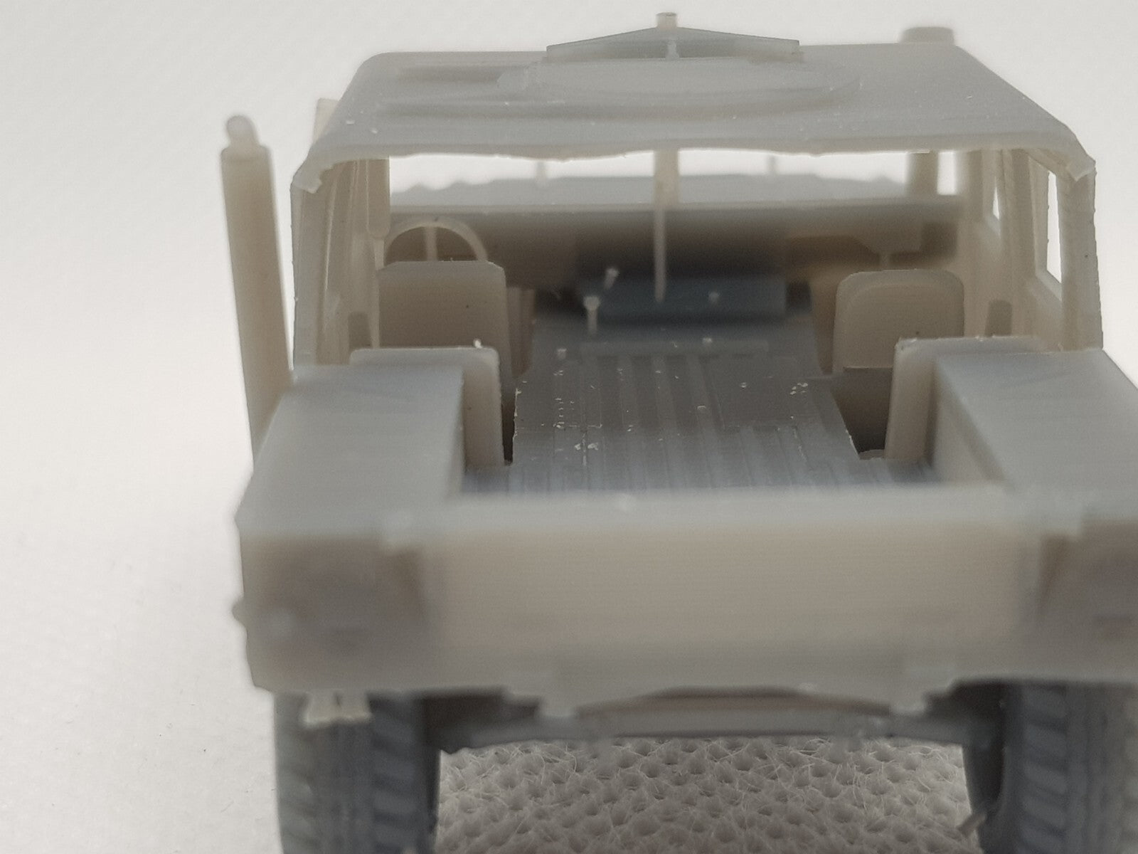 1:72 hmmwv HUMVEE  hummer