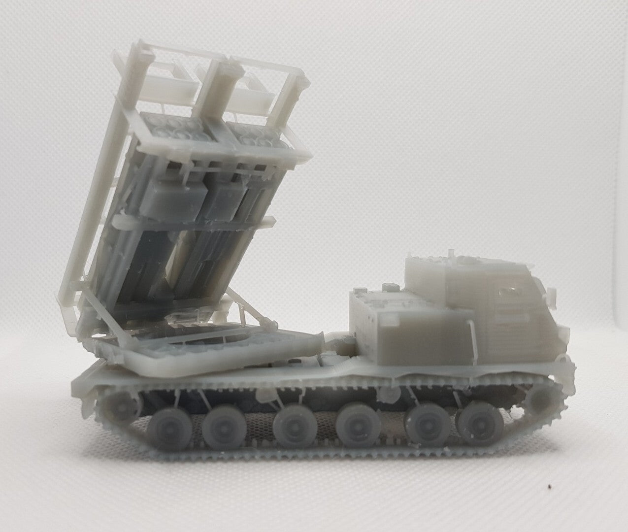 1:72 MLRS m270 US army