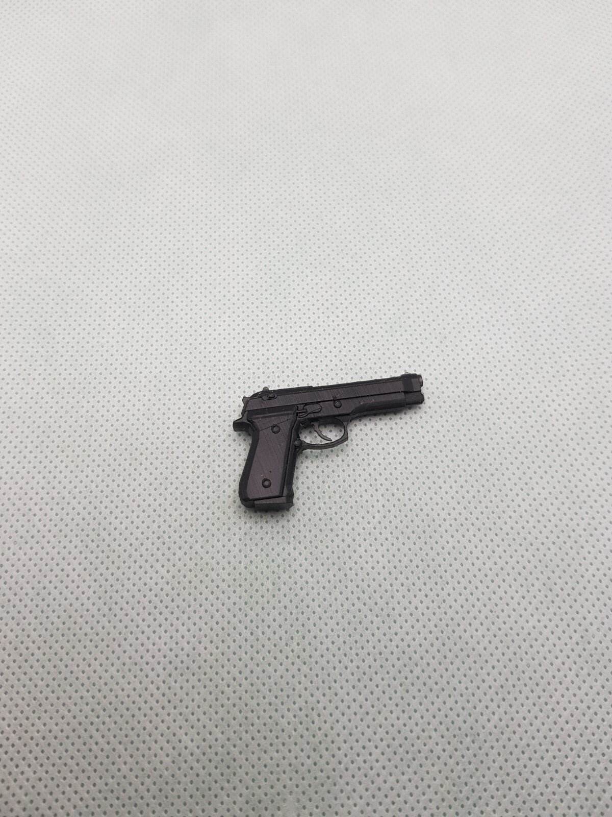 1/6 scale beretta 92 M9 action figures 12"