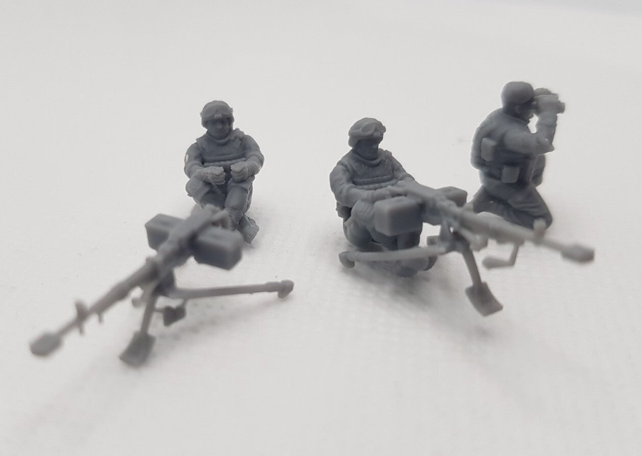 1/72  3  russians modern soldiers kord machine gun