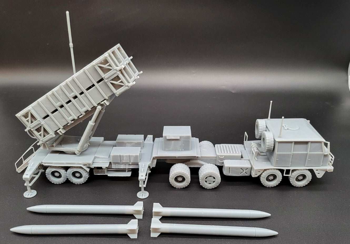 1:43 PATRIOT  MIM 104