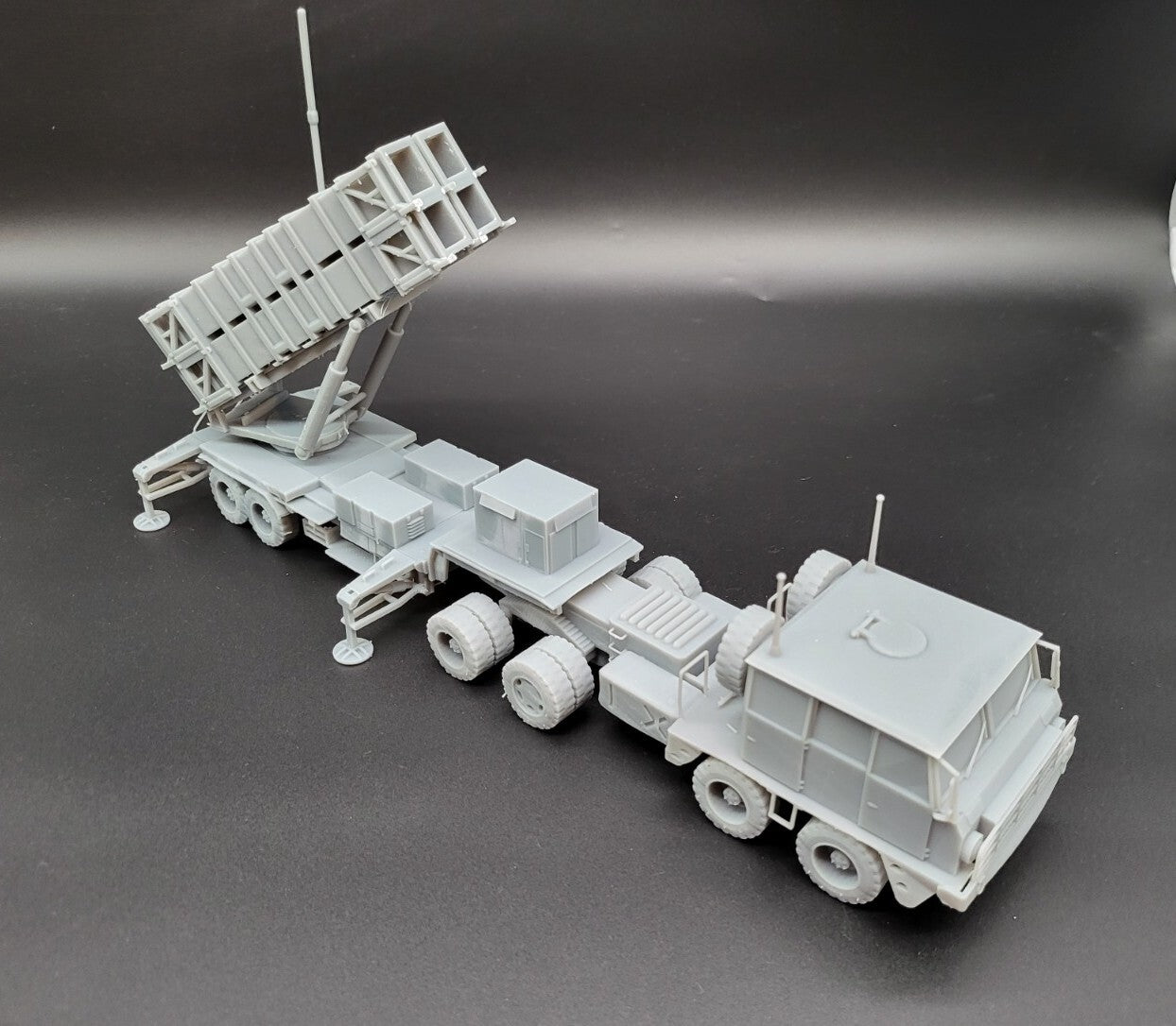 1:43 PATRIOT  MIM 104