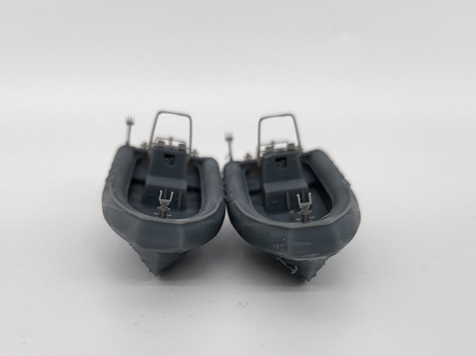 1:87  2 NAVY SEALS commando Boat