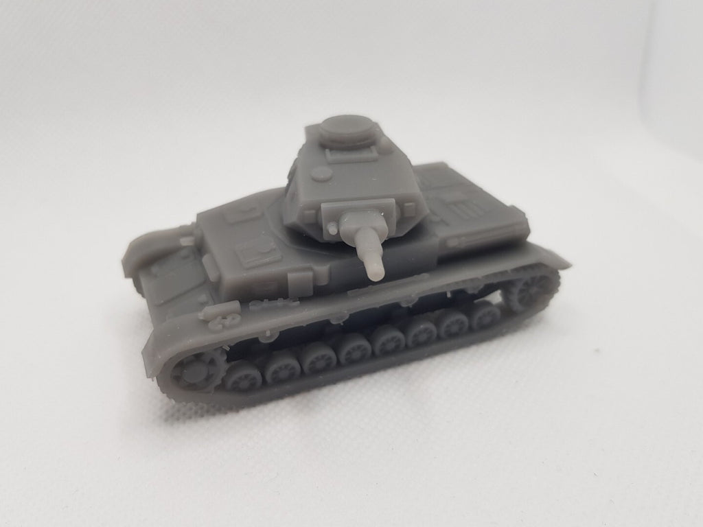 Panzer IV Ausf B - 1/72 - Military Model - 3D Print - WW2 German Maquette