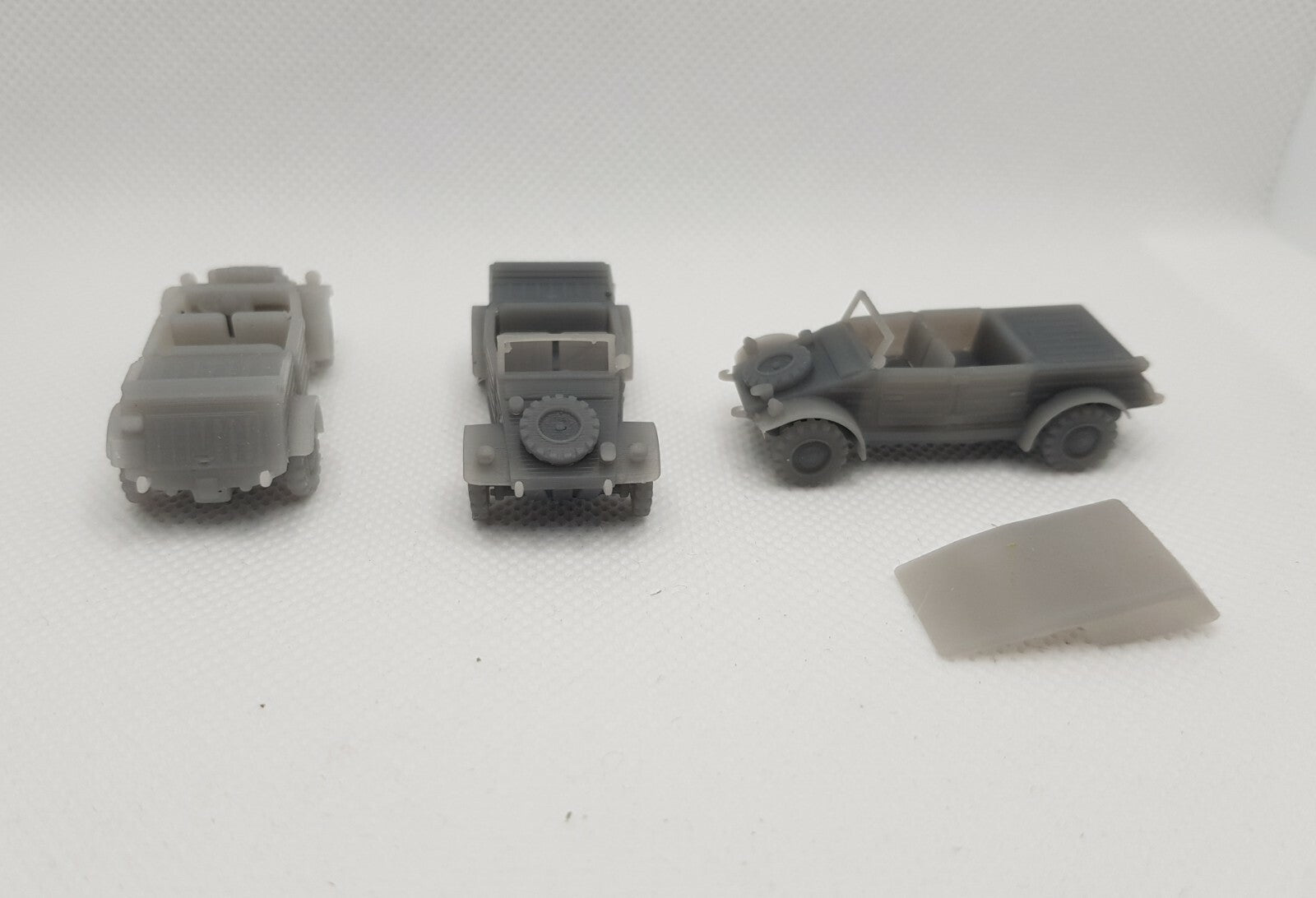 1:72   kubelwagen x 3  WW2 german