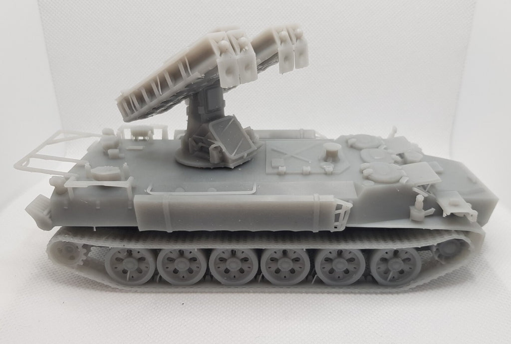 1:48 mt-lb  strela 10 ( SA 13 gopher )  russian soviet ukrainian army