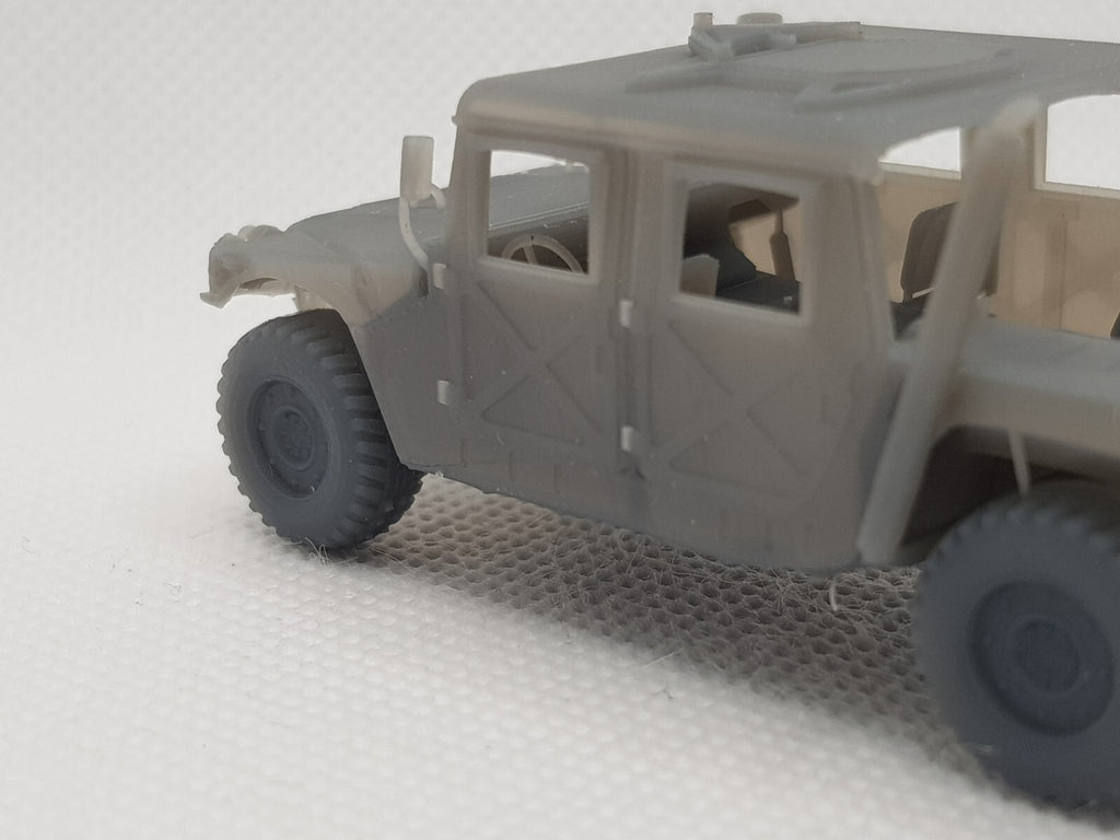 1:72 hmmwv HUMVEE  hummer