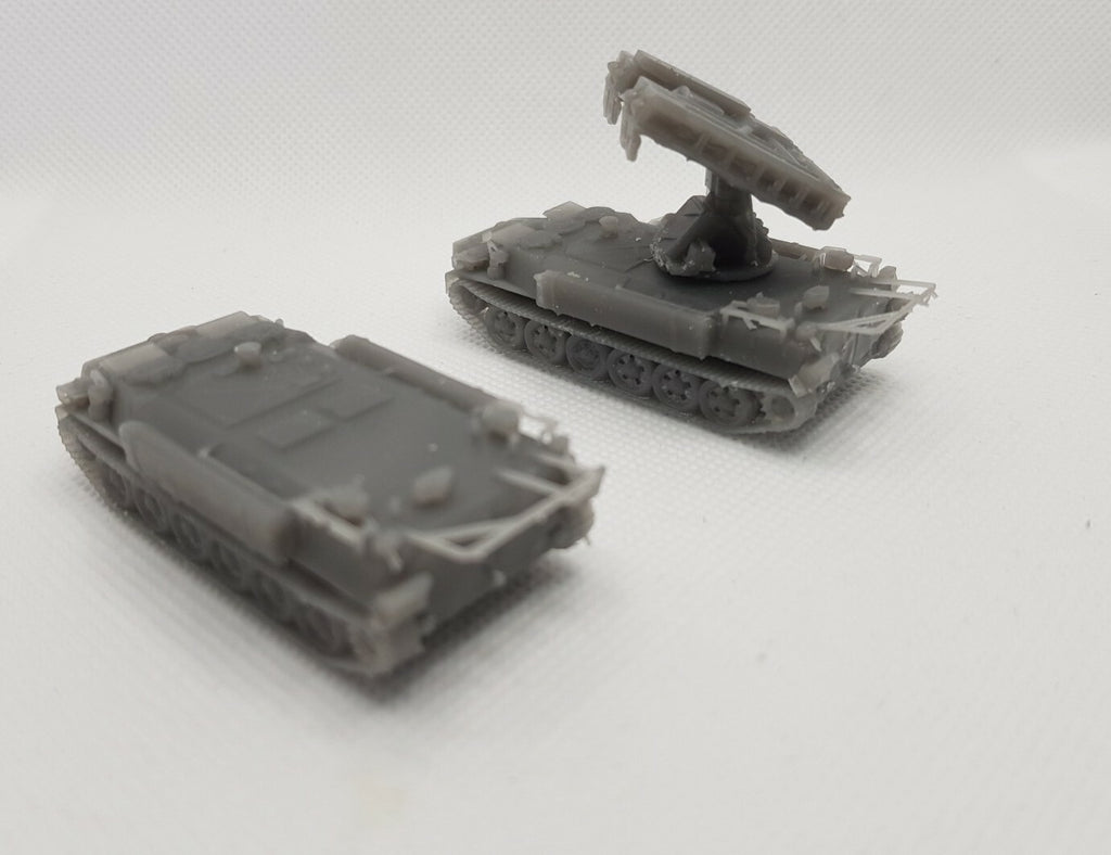 1:100 mt-lb  strela 10  russian soviet ukrainian army  x2