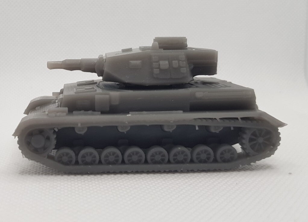 Panzer IV Ausf B - 1/72 - Military Model - 3D Print - WW2 German Maquette