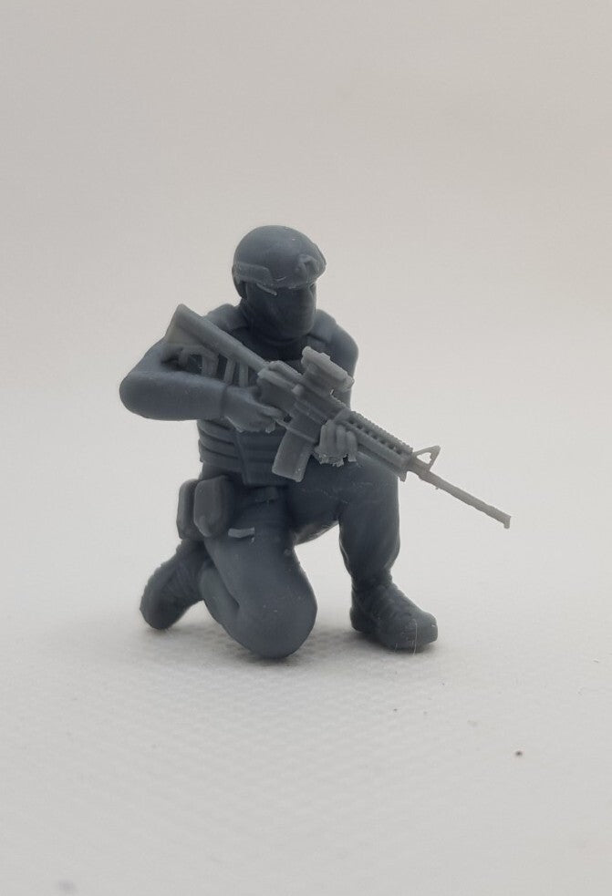 Ukrainian Soldiers x10 - 1/35 Scale - Modern Army - 3D Printed - Resin - Diorama