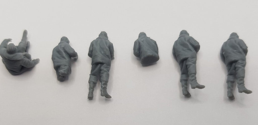 1/87  6 TANKS CREWS  soviet russian ukrainian