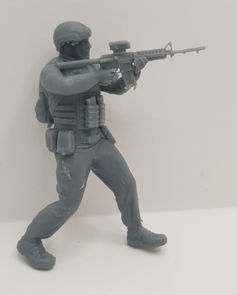 Ukrainian Soldiers x10 - 1/35 Scale - Modern Army - 3D Printed - Resin - Diorama