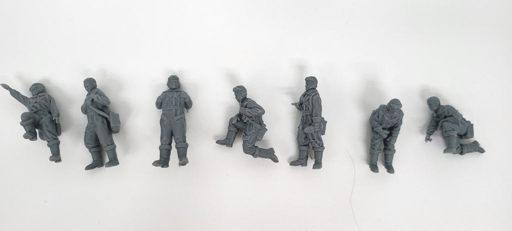 1/48  7 Soviet  PILOTS  soviet USSR WW2