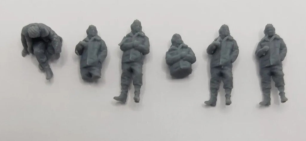 1/87  6 TANKS CREWS  soviet russian ukrainian
