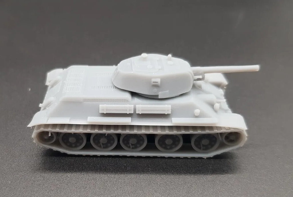 1:100 WW2 T34/76 Soviet Tank