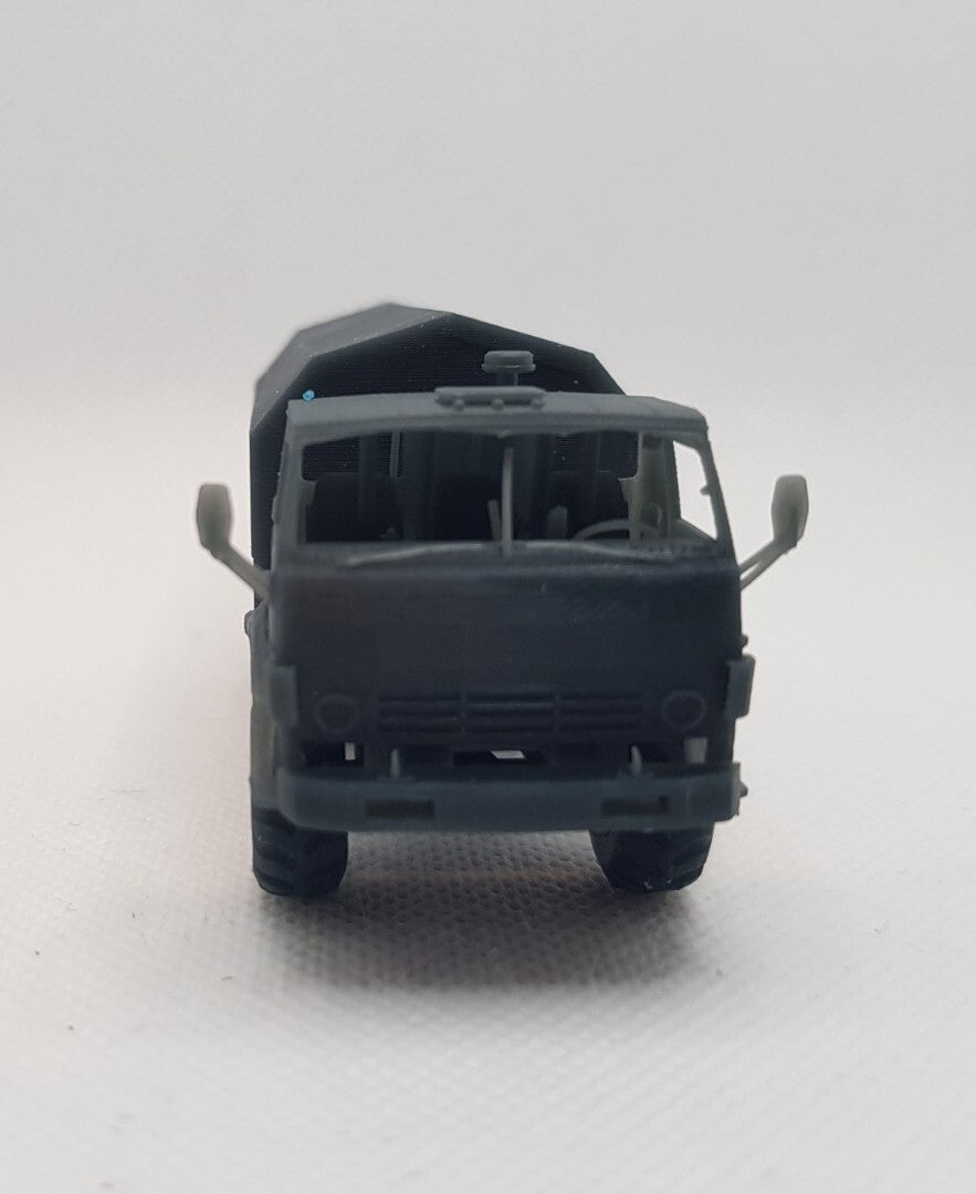 1:87 KAMAZ 6x6 truck russian army