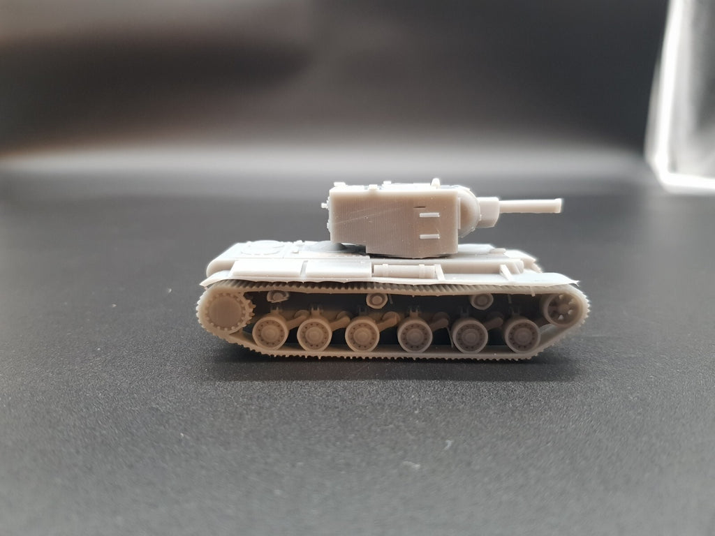 1:72 WW2 KV 2 Soviet Tank