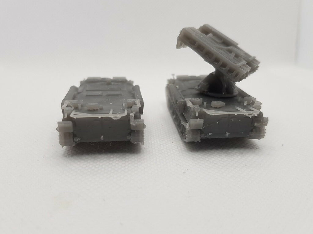 1:100 mt-lb  strela 10  russian soviet ukrainian army  x2
