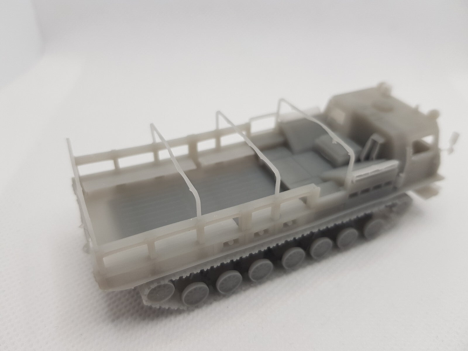 1:87 MT T tractor soviet  russian ukrainian army