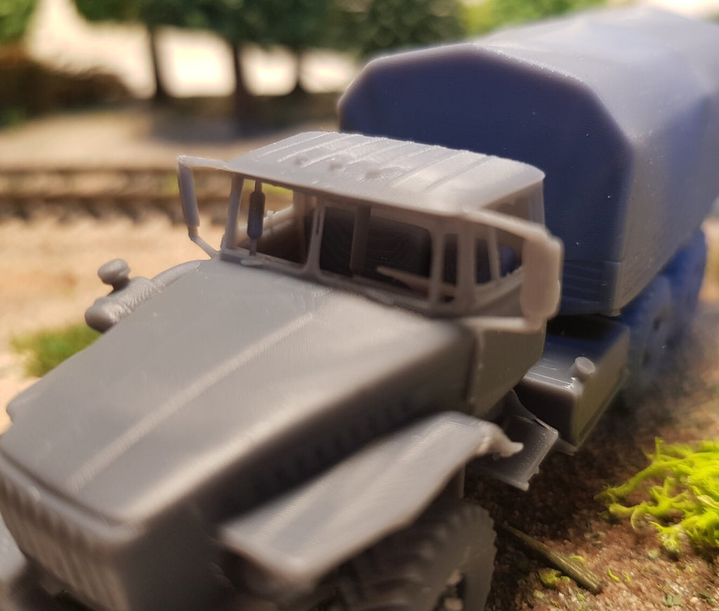 1:87 URAL 4320 truck russian soviet ukrainian army