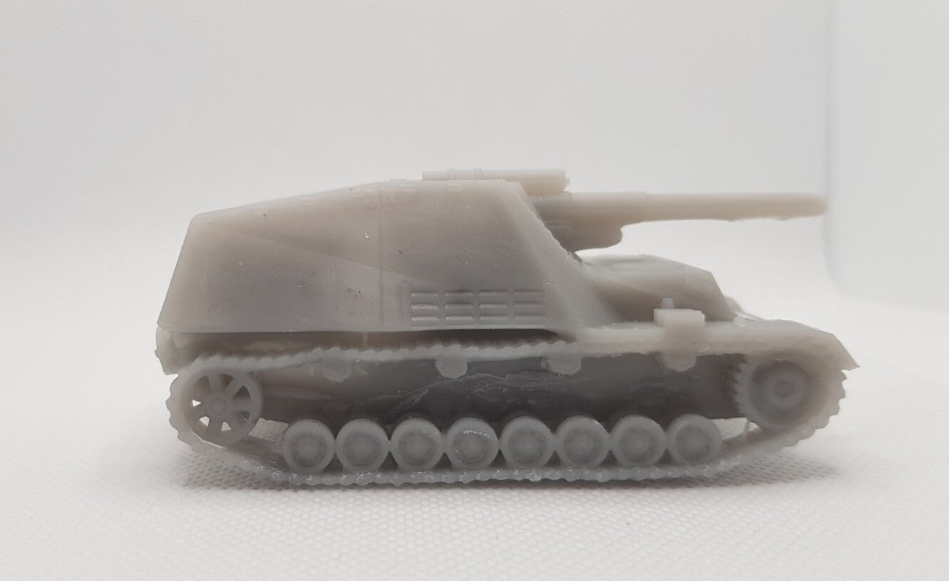 1:72 sd.kfz 165 hummel