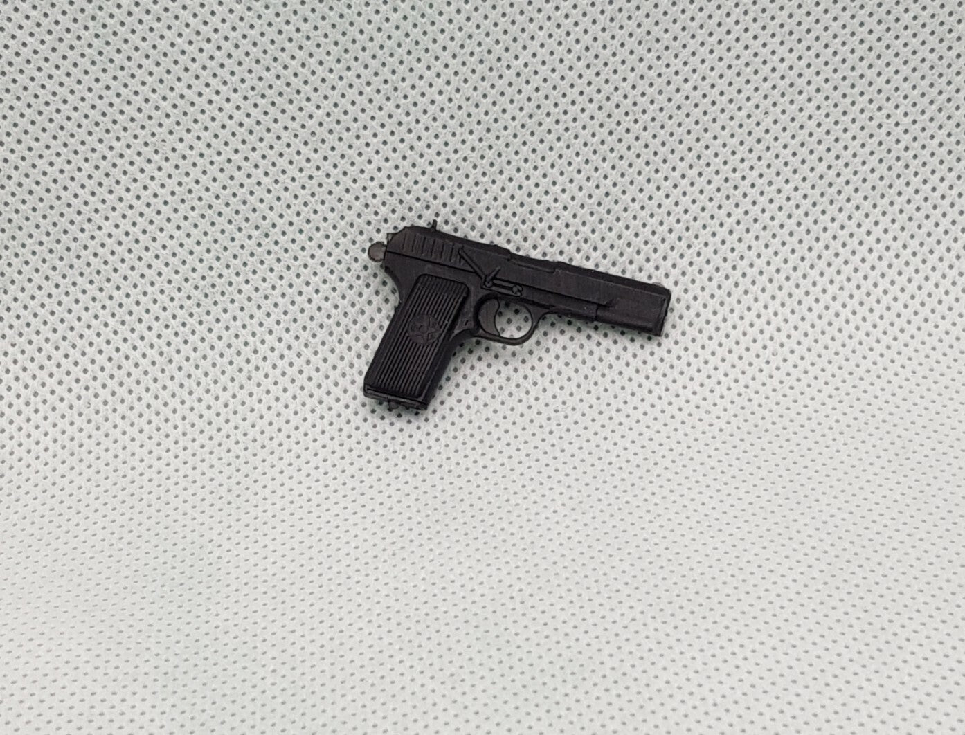 Tokarev TT-33 Red Army Pistol - 1/6 Scale - Military Action Figure - 3D Resin