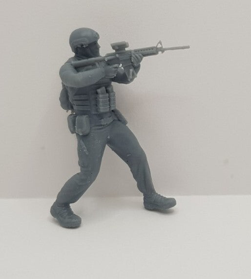 Ukrainian Soldiers x10 - 1/35 Scale - Modern Army - 3D Printed - Resin - Diorama