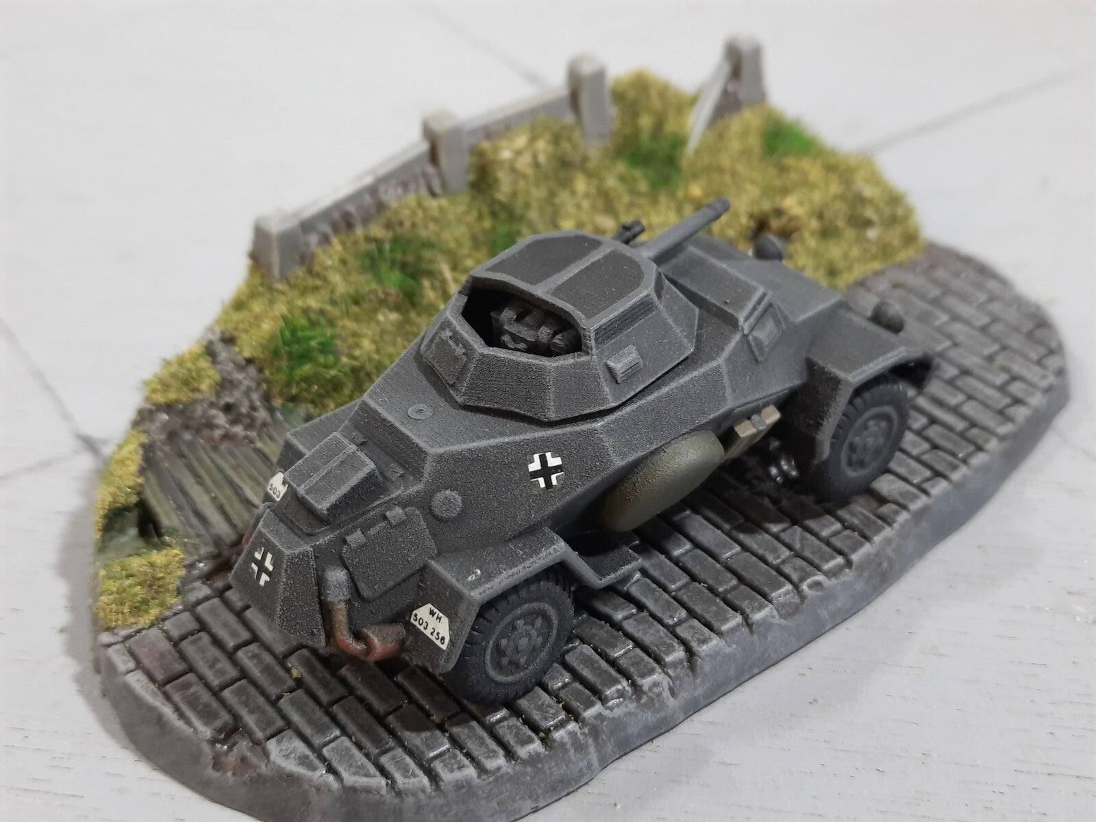 1:72 WW2 sdkfz 222