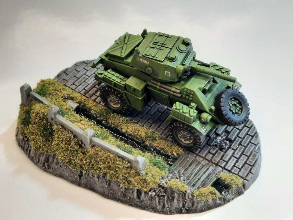 1:72 WW2 Humber armoured car